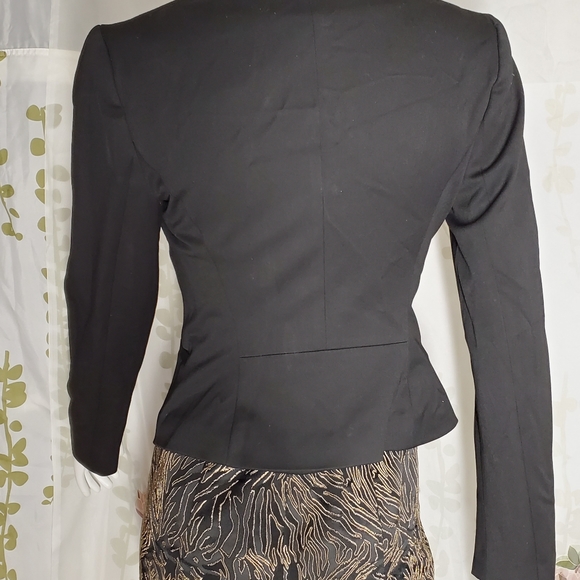 Express suit, used in perfect condition. Size 4 - Picture 10 of 12